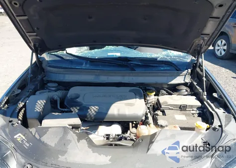 2020 Jeep Cherokee Altitude 4X4 z USA, uszkodzony, nr VIN 1C4PJMLB6LD646723